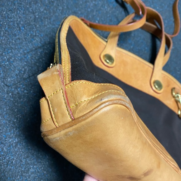 Vintage Dooney & Bourke - Picture 2 of 7